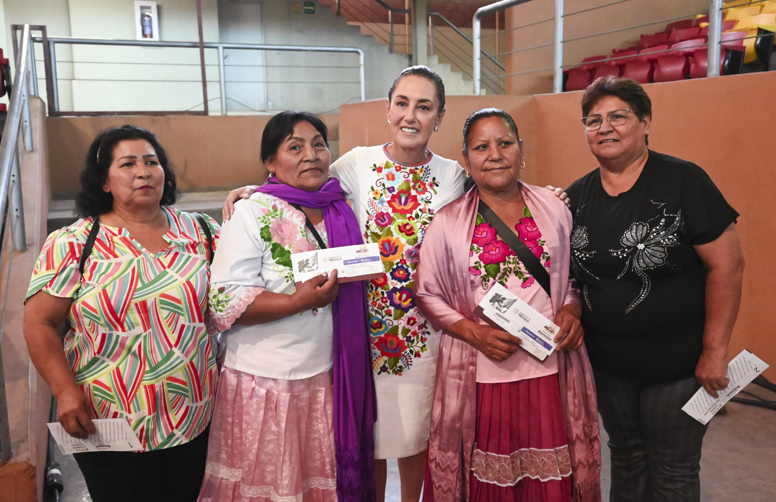 Pensión Mujeres Bienestar impulsa economía y equidad