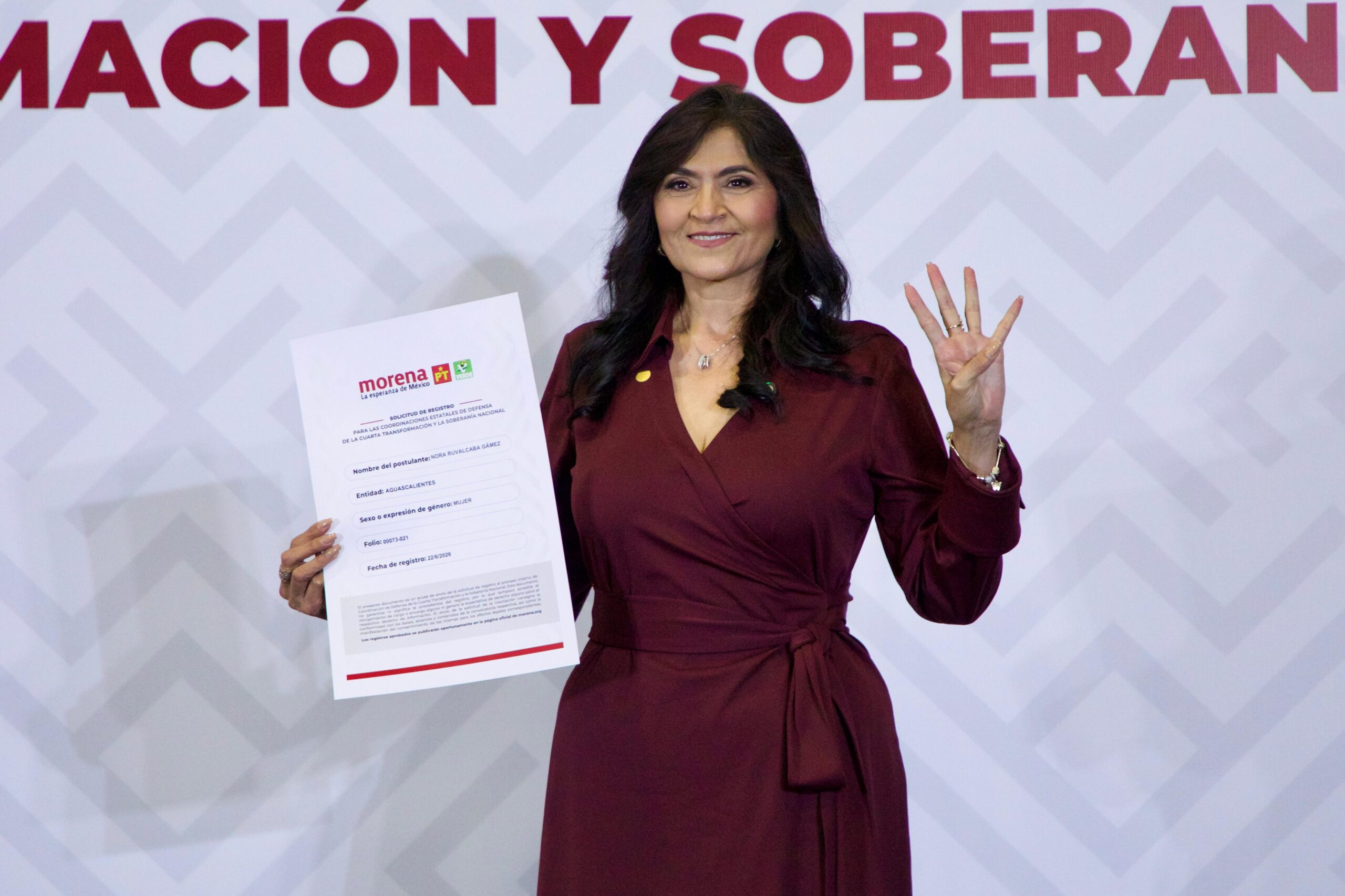 Nora Ruvalcaba, primera en registrarse en Morena por Aguascalientes.