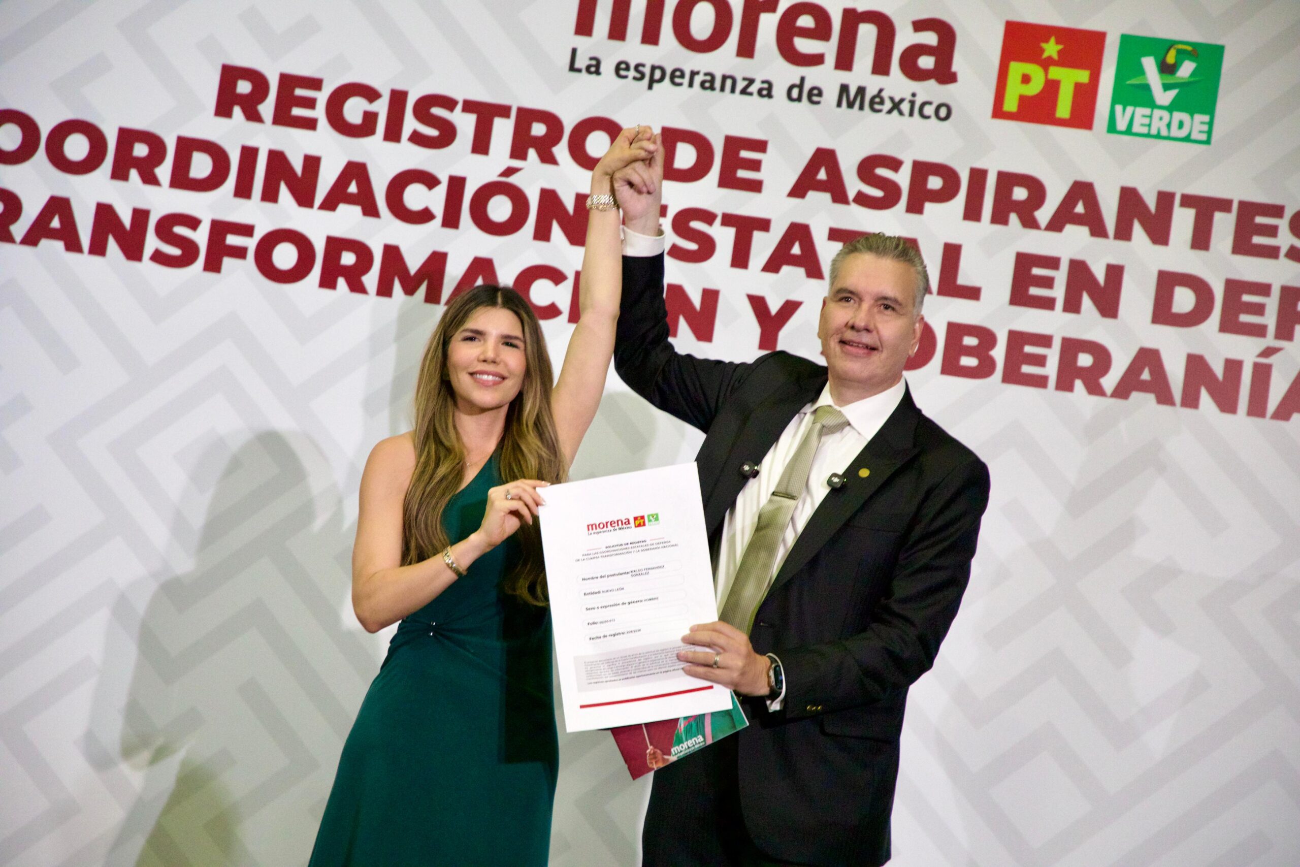 Waldo Fernández va por la gubernatura de Nuevo León 2027.