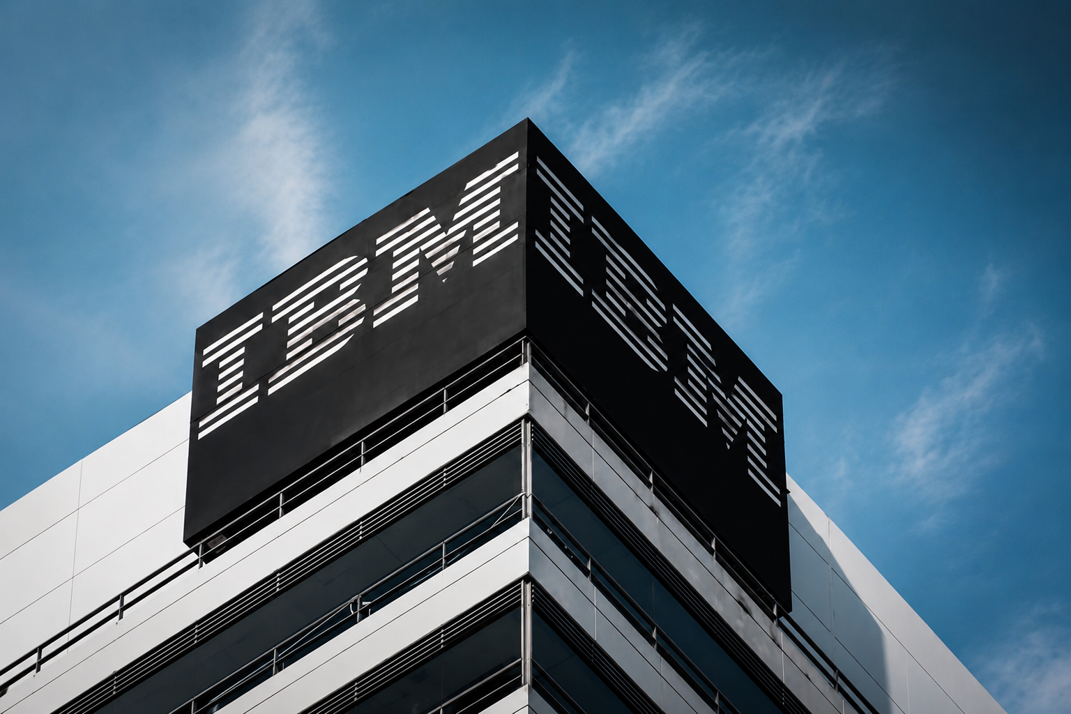 IBM rompe la barrera del nanómetro con chip de 0.7 nm en 2026