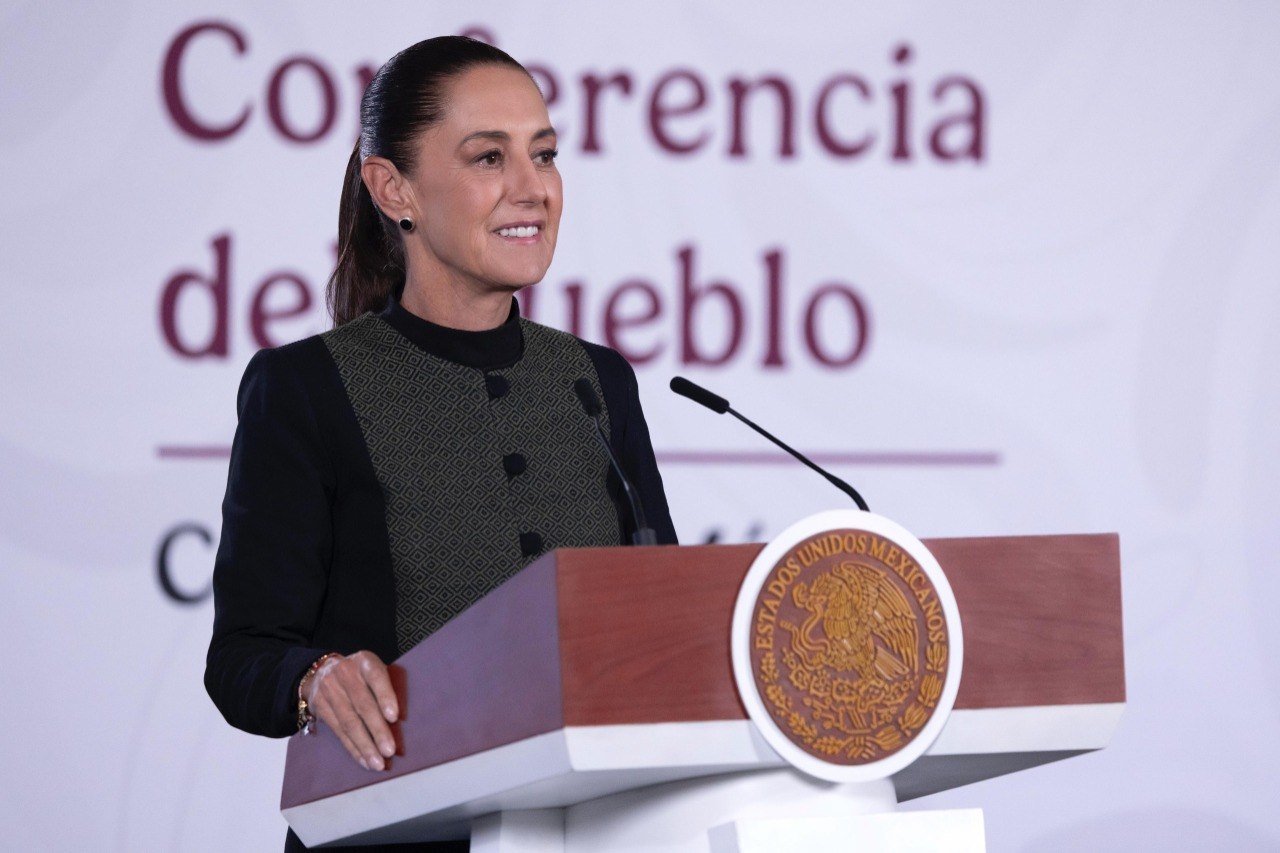 Sheinbaum impulsará regulación de IA y redes sociales tras el Mundial 2026.