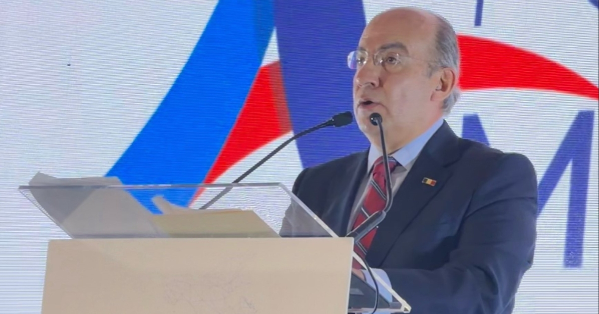 Morena critica Foro América Libre; Calderón cuestiona a 4T
