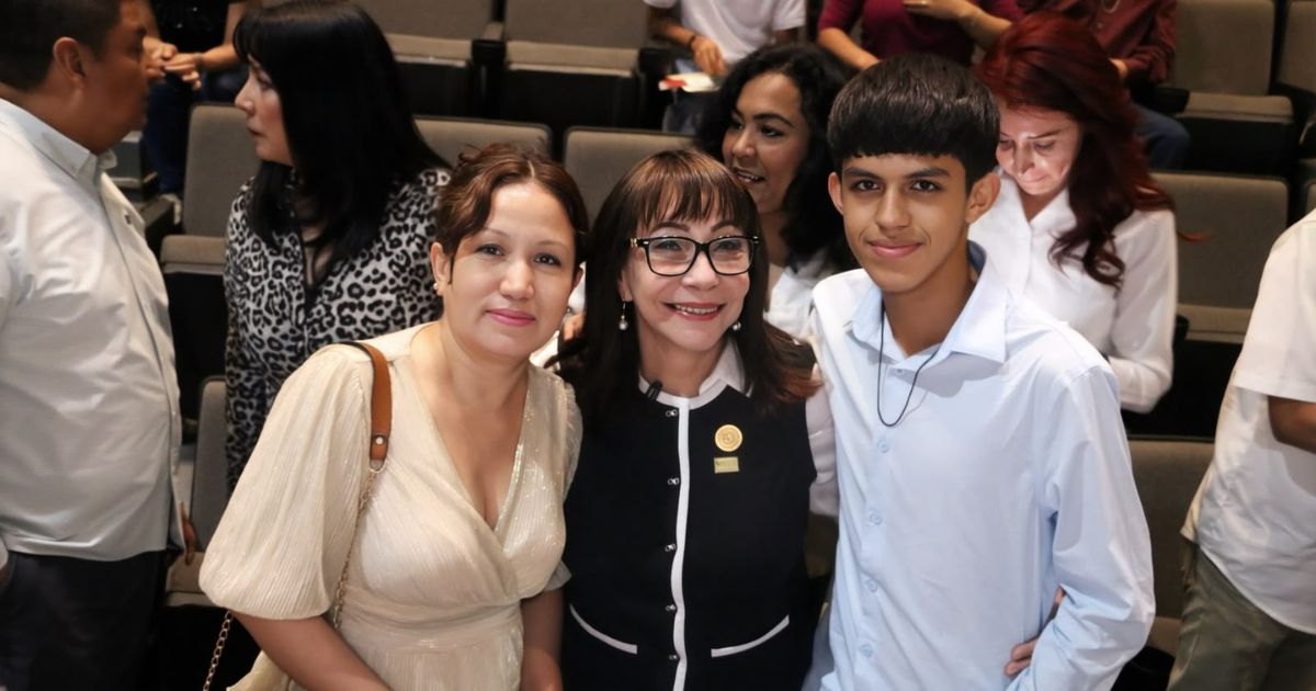 Blanca Anzaldúa destaca entrega de doble nacionalidad
