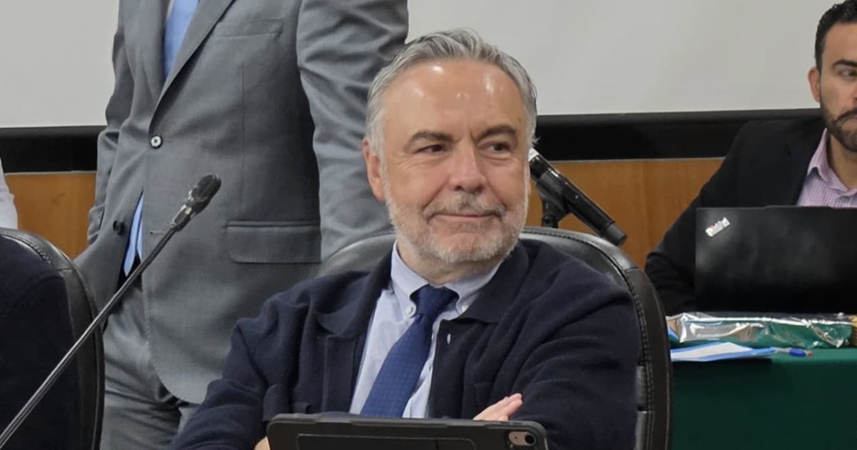 Ramírez Cuéllar respalda ampliar regularización fiscal