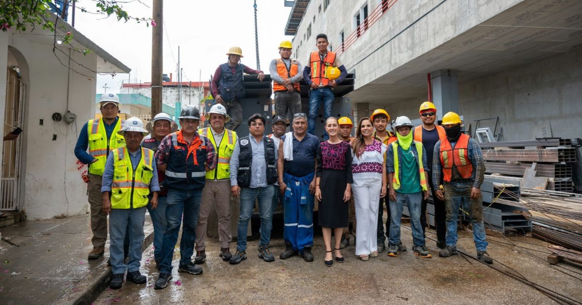 Sheinbaum supervisa hospitales en construcción en Chetumal