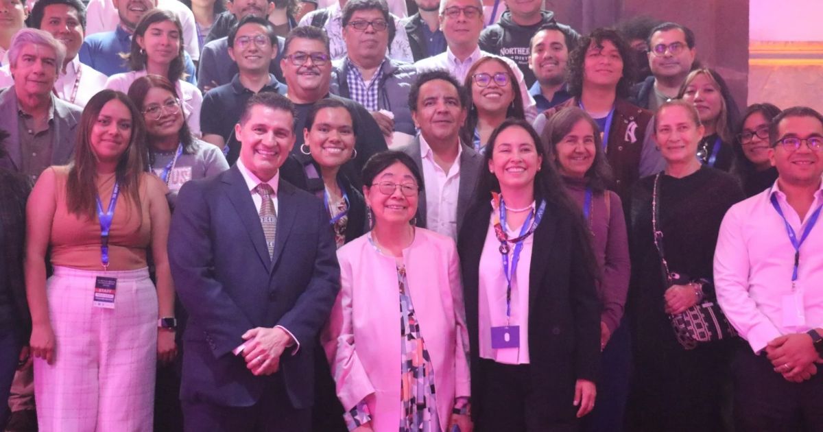 Sau Lan Wu recibe medalla en Puebla; un asteroide la honra